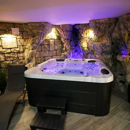 Guest house Alexander *